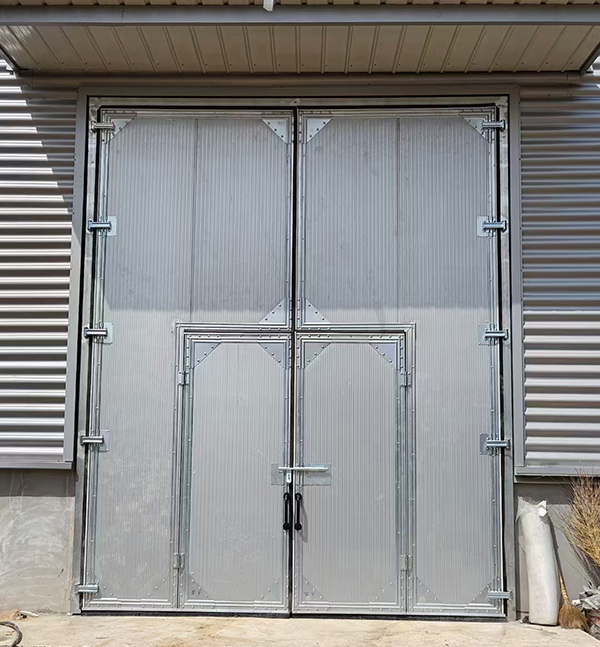 留坝工业平开门