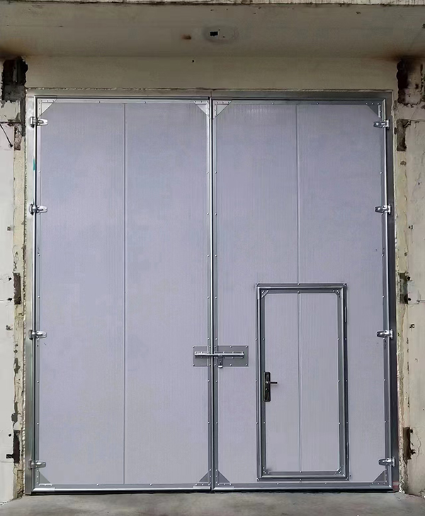 留坝工业平开门