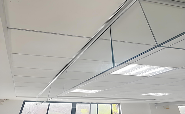 留坝玻璃挡烟垂壁