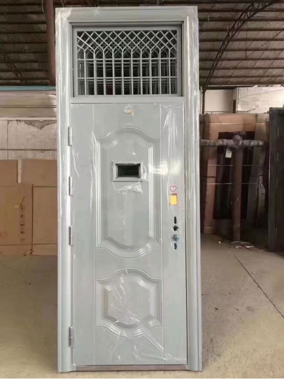 留坝学校教室门