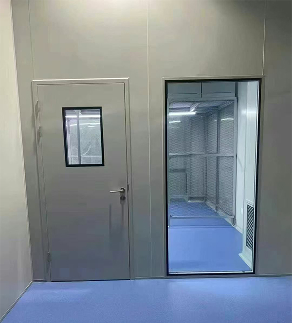 学校教学楼完成留坝防火门标准化安装